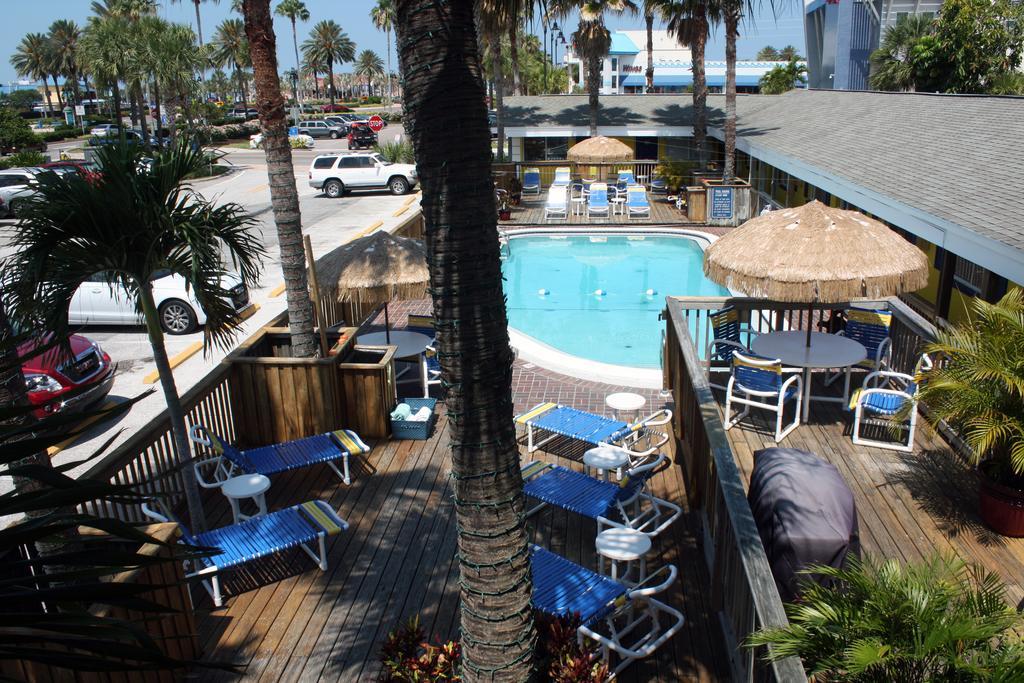 קלירווטר ביץ' Barefoot Bay Resort Motel מראה חיצוני תמונה